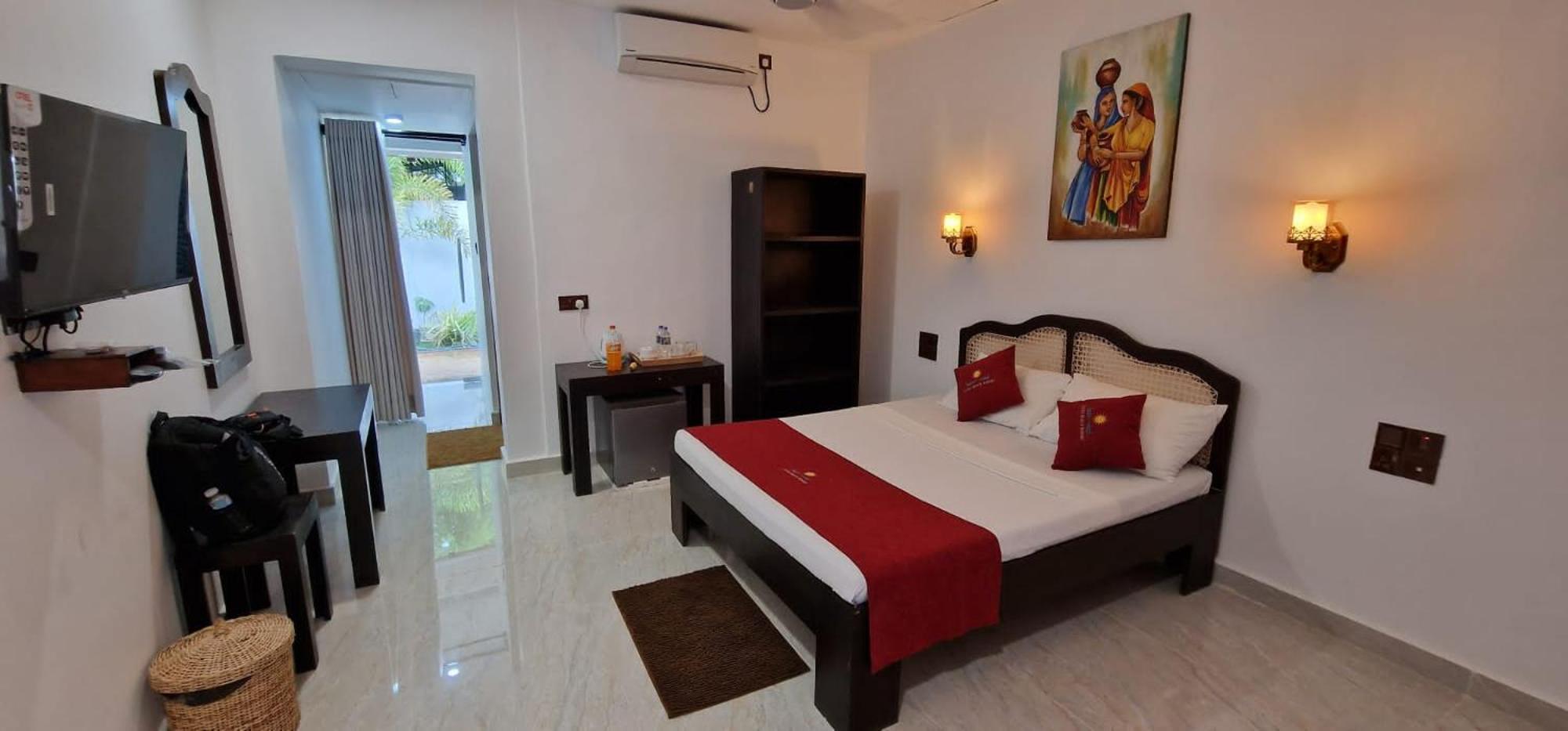 Lucky Beach Resort Trincomalee Exteriör bild
