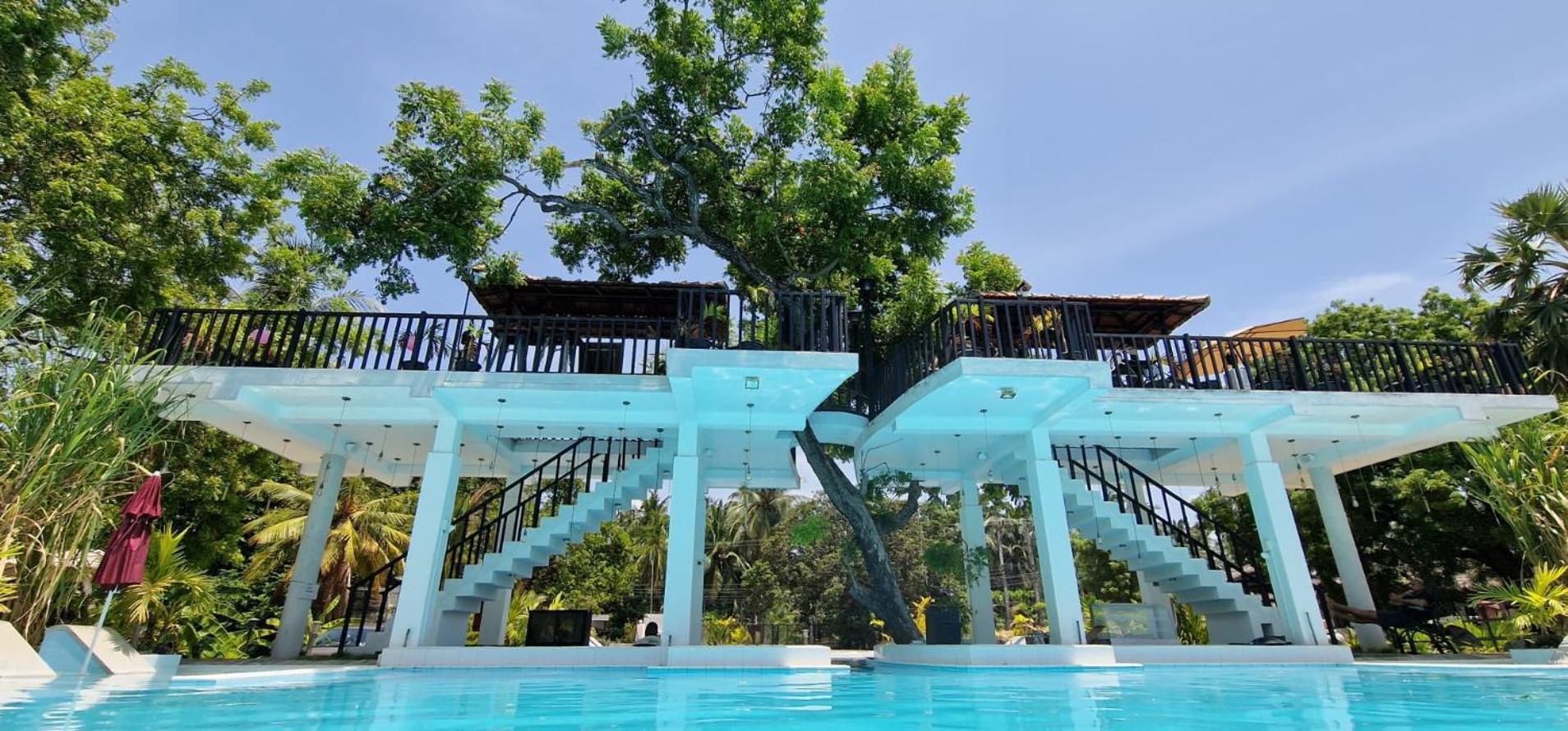 Lucky Beach Resort Trincomalee Exteriör bild