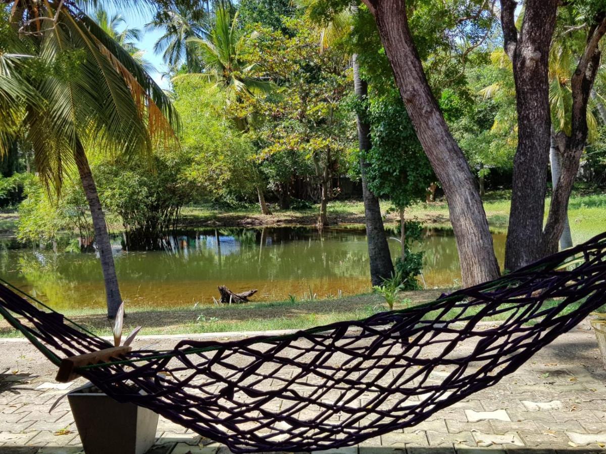 Lucky Beach Resort Trincomalee Exteriör bild